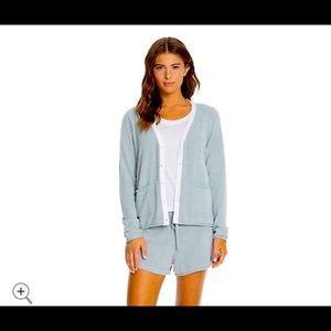 Barefoot Dreams Cozychic Ultra lite Contrast Tipped Cardigan. Size large.